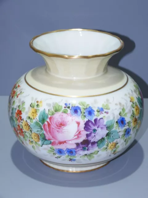 -JOLI ANCIEN VASE PORCELAINE de LIMOGES Décor Fleuri peint à la Main par ANNA  D