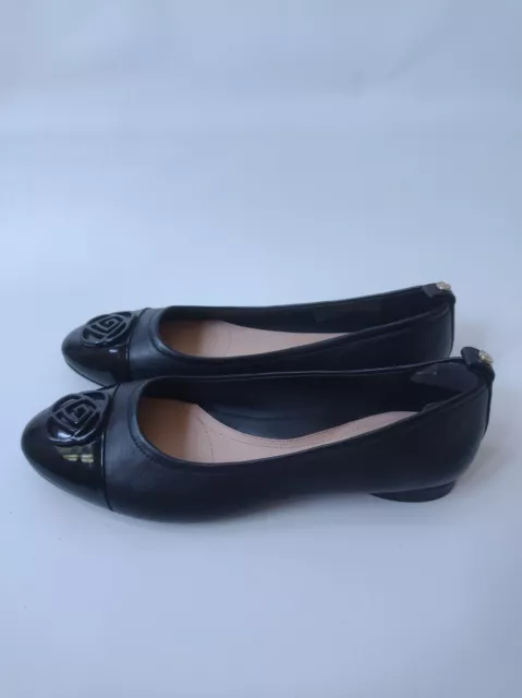 taryn rose Penelope Womens size 9B Black Leather Flat Shoes