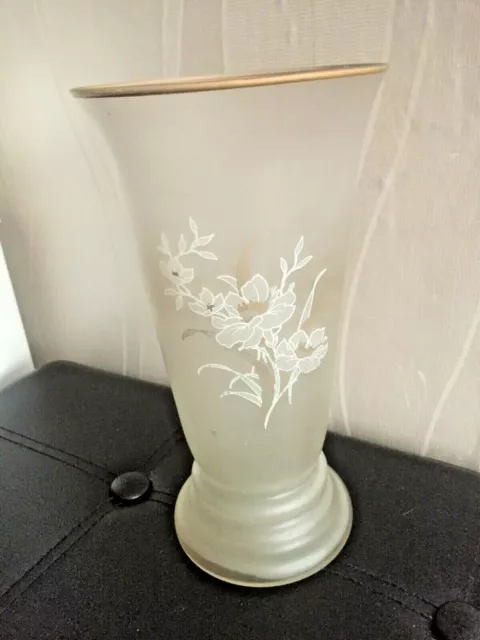 vase en pate de verre ancien peint a la main