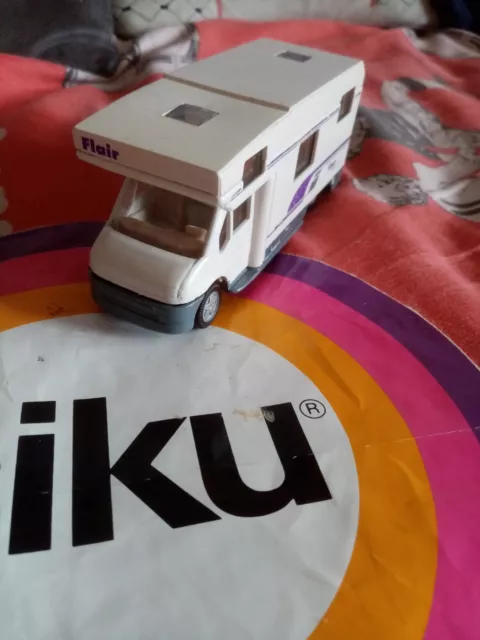 siku 2536 Wohnmobil Fiat Ducato 