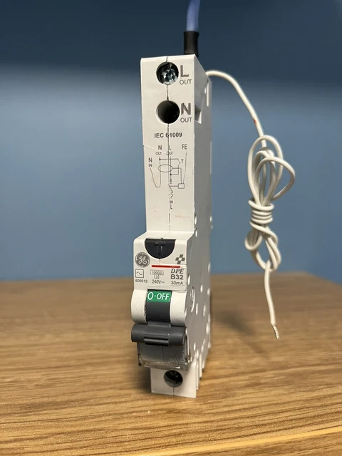 GE 32amp Rcbo B32 30mA DPE 605012 240v 10kA impianto elettrico generale