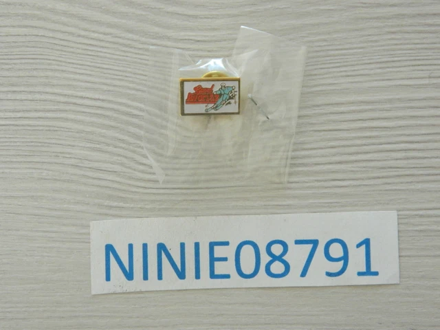 RARE PINS PIN'S .. SPORT HIVER SKI SKIING CLUB LE CORBIER ST JEAN D