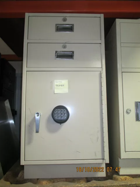 Diebold 2-Drawer Cabinet Bank Teller SAFE w/o  Keys & Combination