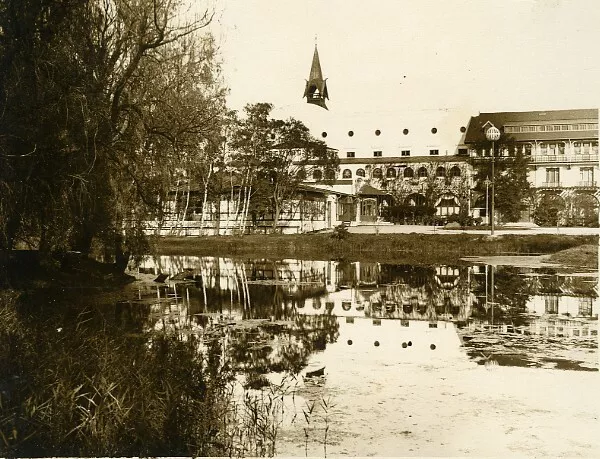 Hamlet grave water reflection Kronborg Castle Denmark old Photo 20's Danemark