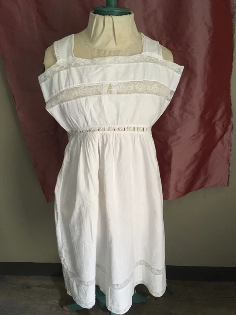 BLOUSE SEMI-TRANSPARENTE À CARREAUX