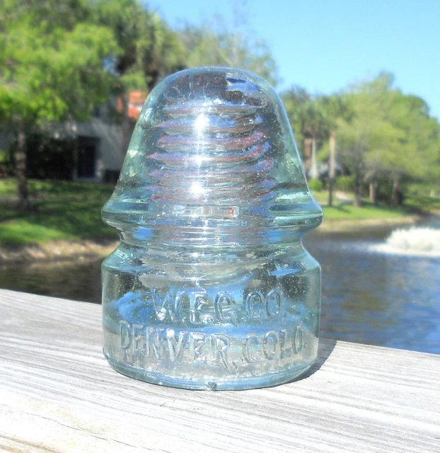 Nice Light Ice Green Cd 134 W.f.g.co Glass Insulator