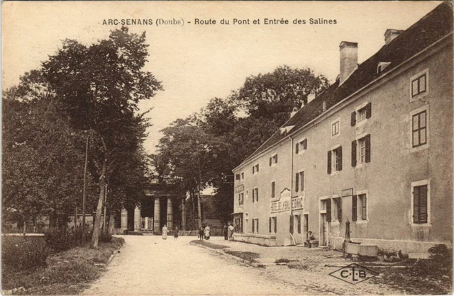 CPA ARC-et-SENANS Route du Pont et Entree des Salines (1115773)