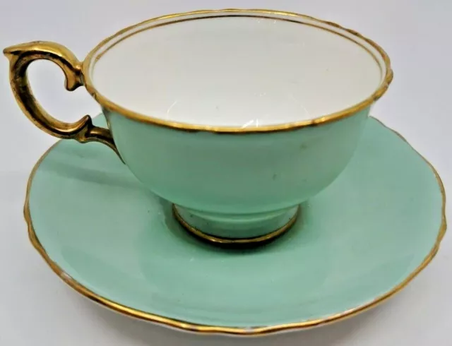 Crown Staffordshire Gold Trim Vintage Bone China Tea Cup Normal Size