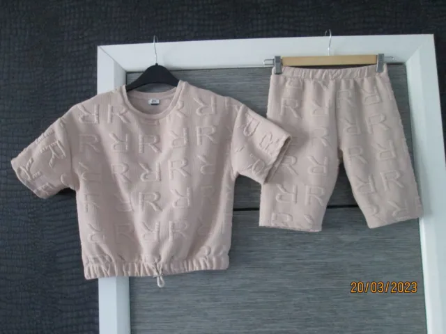 Top e pantaloncini rosa per ragazze River Island età 11-12 anni in perfette condizioni