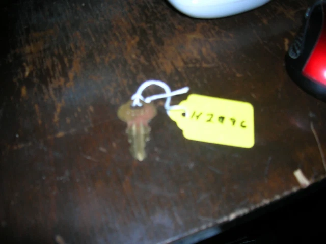 Chicago Lock Brass Key H 2036 original for Coin Operated Vending Machine H2036