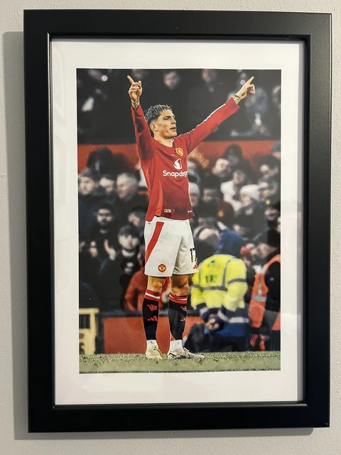 Garnacho,Mainoo,hojlund painting print a4 Manchester United
