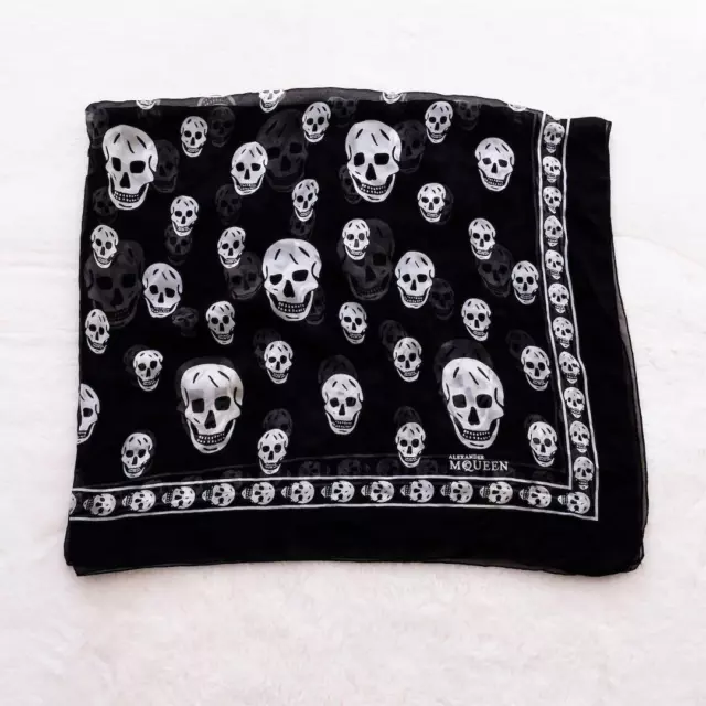 Alexander McQueen Scarf Skull Pattern Cloth Fashion Silk Black Used