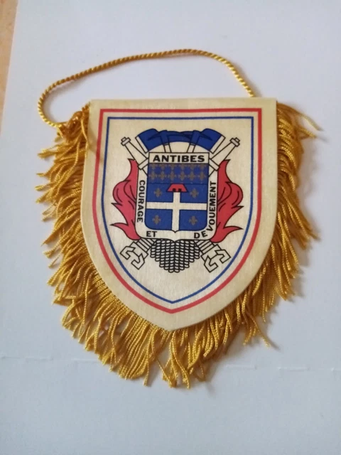 FOOTBALL FANION ANNEES 1980 FRANCE FC ANTIBES JUAN-LES-PINS