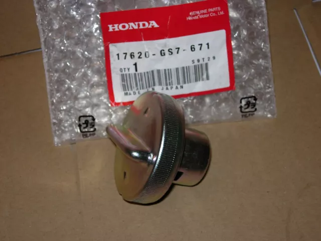 New Honda SA50 SB50 CH250 Scooter Fuel Filler Cap P/No 17620-GS7-671 Genuine NOS