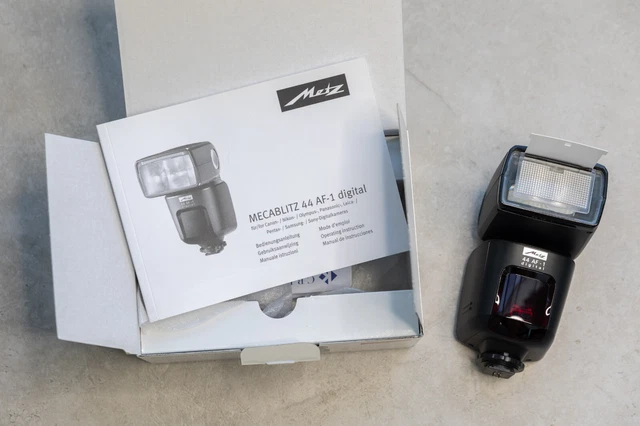 Metz Mecablitz 44 AF-1 Speedlight Flash for Canon DSLR **MINT Condition** 7