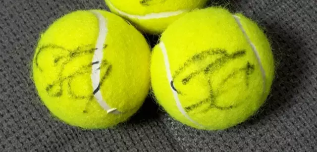 Tennis: Alexander Zverev Autogramm Tennisball (persönlich gesammelt)