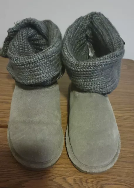 BearPaw Women's Knit Tall Fold Over Toggle Gray Suede Boots Size 7