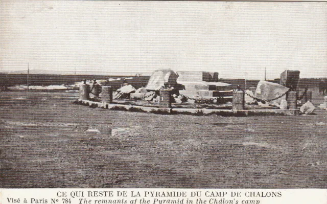 CPA GUERRE 14-18 WW1 CAMP DE CHALONS la pyramide