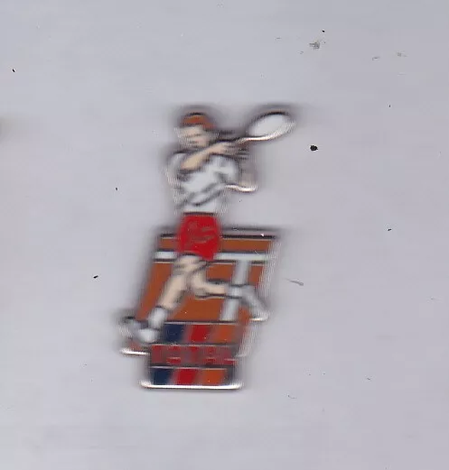 Pin's Roland Garros Total Arthus Bertrand version argent