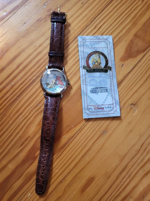 DISNEY FOX AND THE HOUND BY FOSSIL DS-103 WATCH no tin DISNEY FOX AND THE HOUND BY FOSSIL DS-103 WATCH no tin