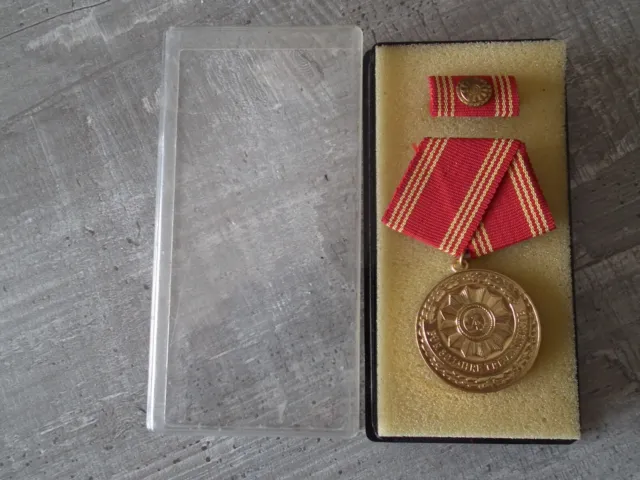DDR Orden – Medaille in Gold MDI „Für 30 Jahre treue Dienste“ Etui