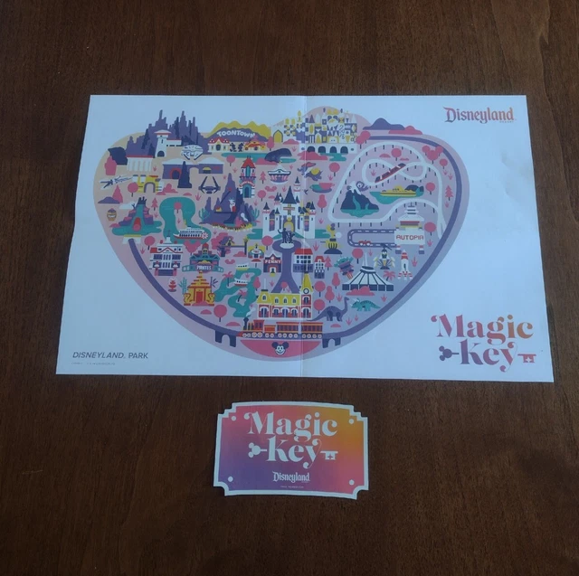 DISNEYLAND MAGIC KEY With Park Map 14.00 PicClick