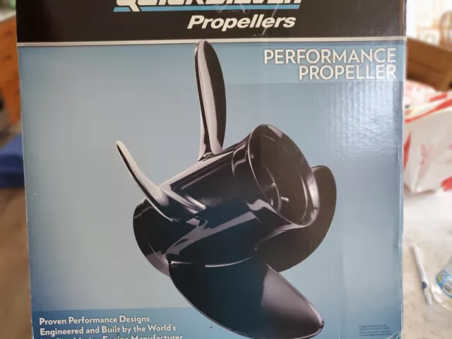 Mercury Marine Propeller Black Diamond Propeller #QA2034X - 13 3/4"-D x 15"-P Mercury Marine Propeller Black Diamond Propeller #QA2034X - 13 3/4"-D x 15"-P