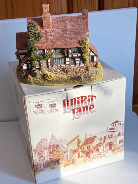 Lilliput Lane Crown Inn Pub 1990 Chiddingfold, England with Box Tavern Statue 2