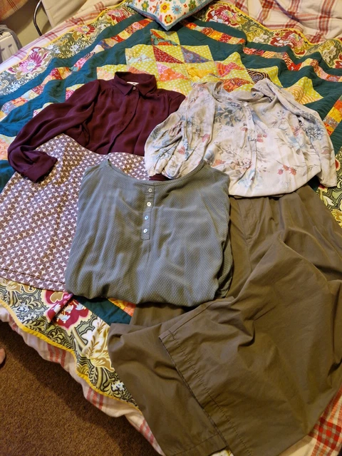 Ladies Clothes Bundle  Size 8/10