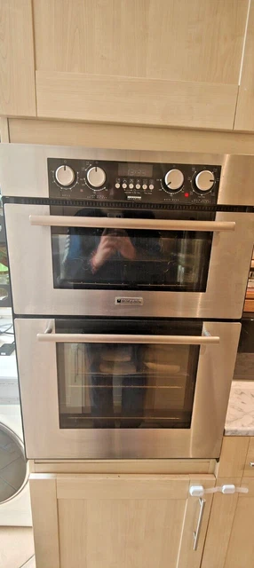 Hotpoint BD62 Built-in Electric Double Oven