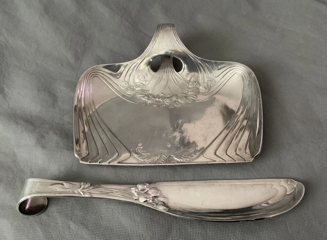Ancien ramasse miettes en métal argenté Gallia pelle et