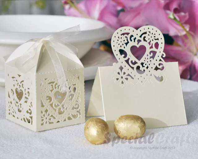 Luxury cut-out design wedding sweets gift favour boxes with ribbon ties