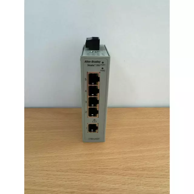 Allen-Bradley 1783-US8T Stratix 2000 Ethernet Switch
