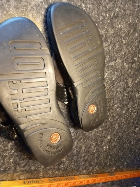 FitFlop Womens Size 10  Thong Flip Flop Comfort Sandals Wedge 3