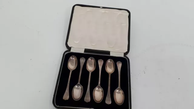 Set of 6 Sterling Silver Tea Spoons in Velvet Hard Case 101.68g Collectible JD&S