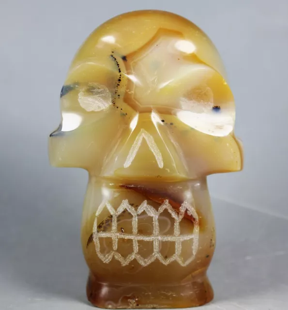 Beautiful gray white agate jade hand-carved Realistic skull crystal