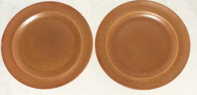 Homer Laughlin Wells Art Glaze Rust Lot of 2 Dinner Plates 9 7/8" Diameter