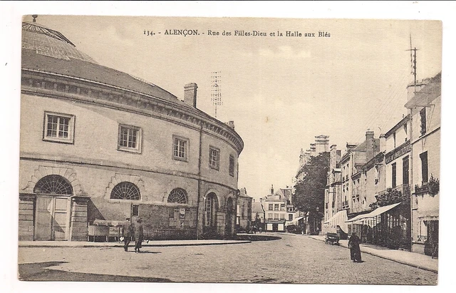 alençon, rue des fillets-dieu et la hall aux wheat -