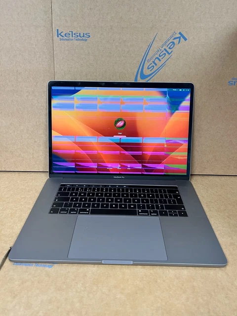 MacBook Pro 15" Touch Bar 2019 i7 9th Gen 2.6GHz 16GB RAM 256GB SSD