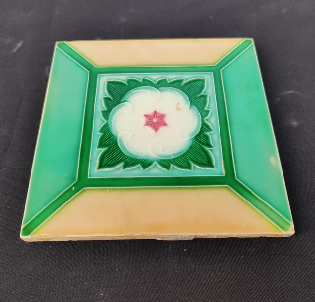 1940s Vintage Embossed Floral Design Majolica Art Deco Architecture Tile Japan 3