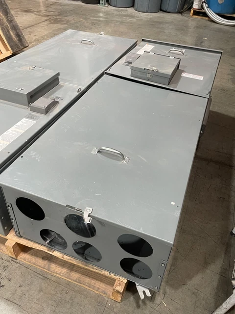 1200A Main unit, EZ METER-PAK, 3ph, EZM31200GCBUMS