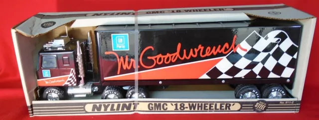 VINTAGE NYLINT MR Goodwrench 18 Wheeler Toy Semi Truck $39.00