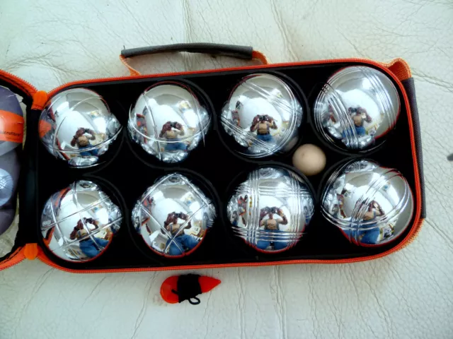 LOT DE 8  BOULES DE PÉTANQUE - comme neuves - D  72 mm - p  715 gr - non gravées