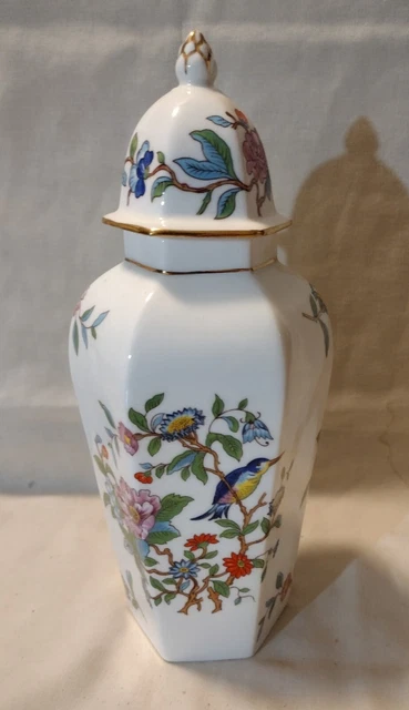 Vintage AYNSLEY PEMBROKE Fine Bone China--9" Hexagon Ginger Vase w/Lid--England