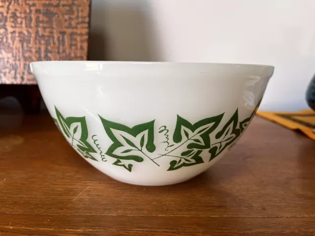 Agree Pyrex Green Ivy Mixing Bowl 20cm Vintage 1960’s