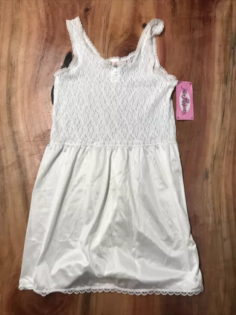 Vintage NOS Girls Her Majesty Slip Dress Lace Nylon White 101000 Pageant GG16