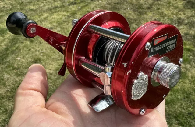 Ambassadeur 5000 Abu Garcia Sweden Red Baitcasting Fishing Reel