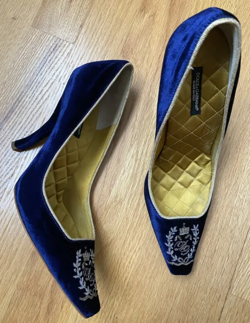 Women’s Blue Velvet Vintage Dolce & Gabbana Logo High Heel Pumps Size 38
