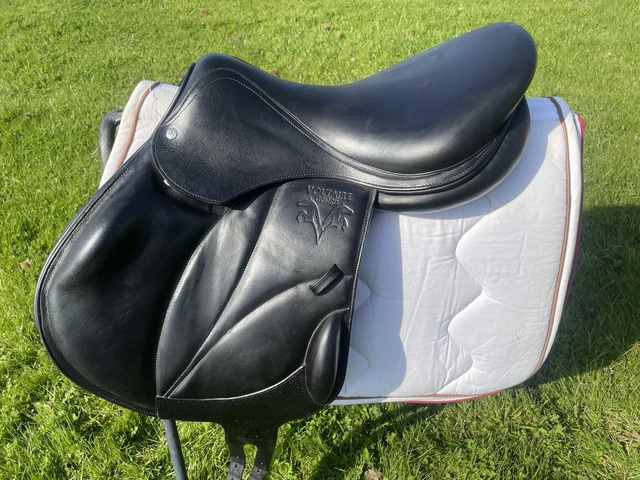 Selles classique haut de gamme à vendre au Québec (obstacle et dressage