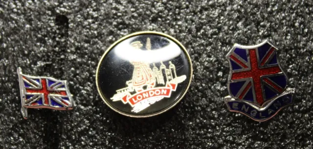 * England Pin's  3 Mixed London And Union Jack's #Hsa54